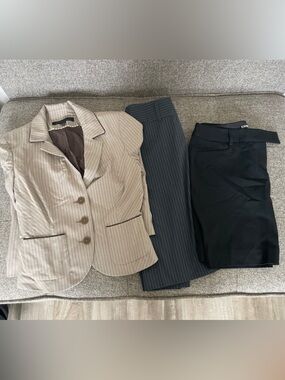 Lot of Express size 2 business clothes, blazer, pencil skirt and mini skirt